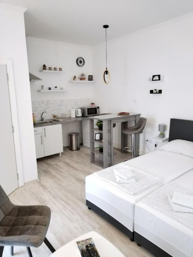 Vajda Apartments Novi Sad Eksteriør billede